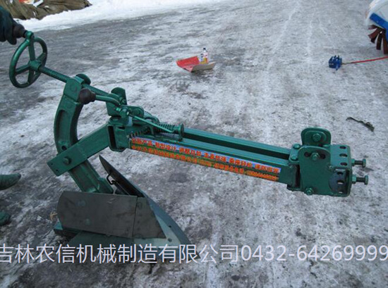 1LSW-135型水旱田(tian)兩用犁